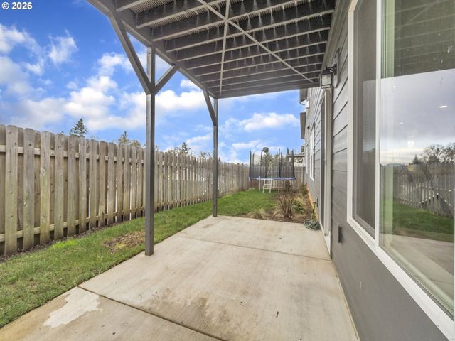 5739 ERIN VALLEY Ave Se, Salem, OR 97306