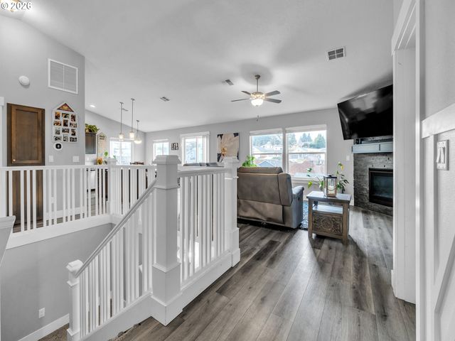 5739 ERIN VALLEY Ave Se, Salem, OR 97306