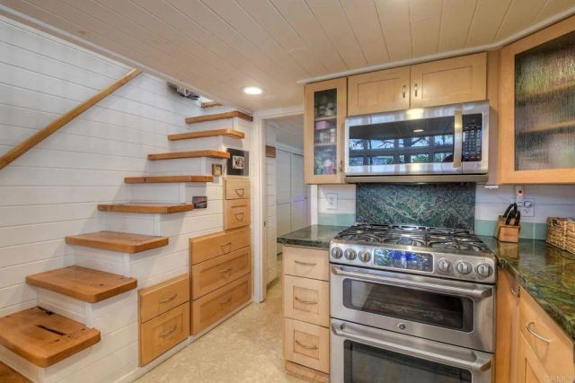 123 Jasper 33, Encinitas, CA 92024