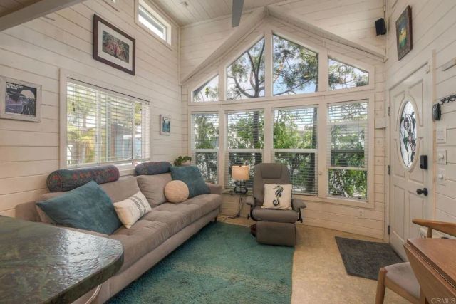 123 Jasper 33, Encinitas, CA 92024