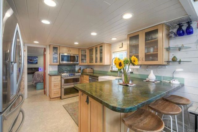 123 Jasper 33, Encinitas, CA 92024