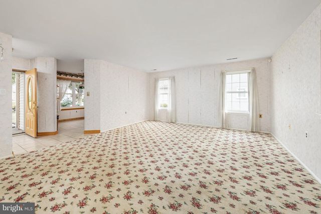 39 KNOLLWOOD, Deptford, NJ 08096