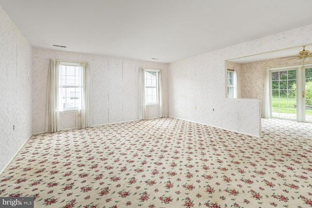 39 KNOLLWOOD, Deptford, NJ 08096