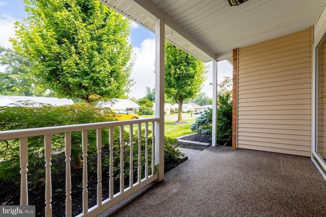 39 KNOLLWOOD, Deptford, NJ 08096