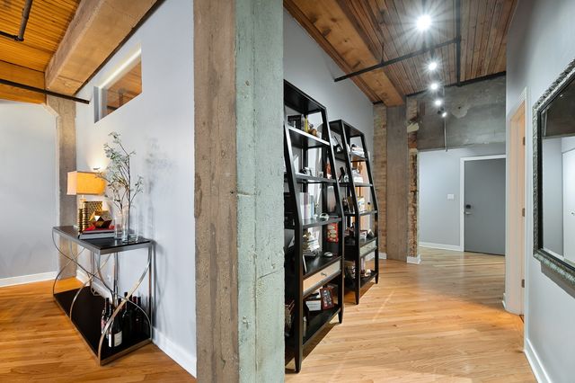 411 W ONTARIO Street 606, Chicago, IL 60654