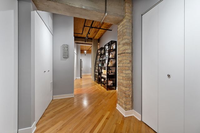 411 W ONTARIO Street 606, Chicago, IL 60654
