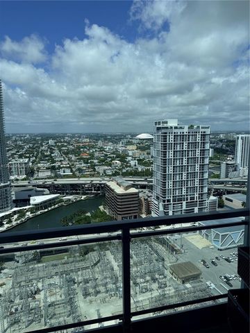92 SW 3rd St 3909, Miami, FL 33130