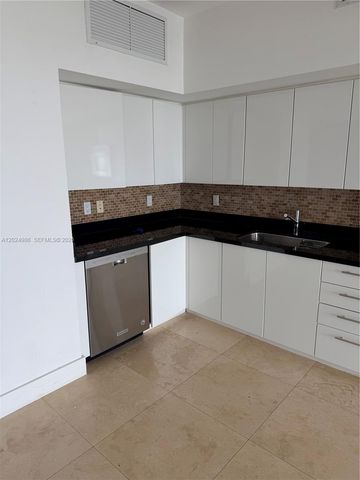 92 SW 3rd St 3909, Miami, FL 33130