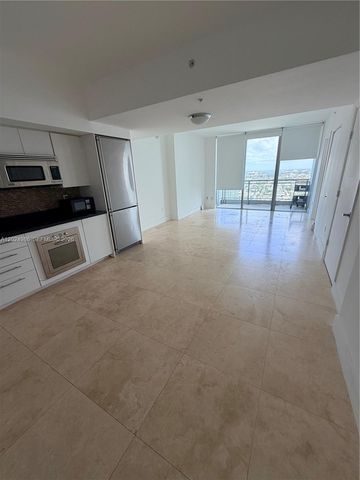 92 SW 3rd St 3909, Miami, FL 33130