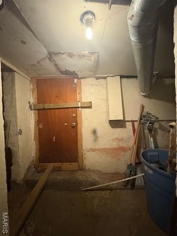 5250 Hamilton Avenue, Jennings, MO 63136