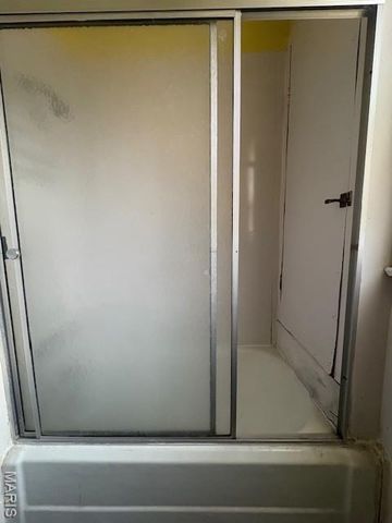 5250 Hamilton Avenue, Jennings, MO 63136