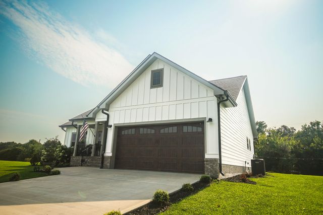 10112 Tommys Lane, Soddy Daisy, TN 37379