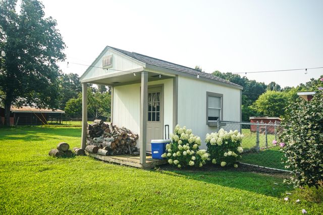 10112 Tommys Lane, Soddy Daisy, TN 37379