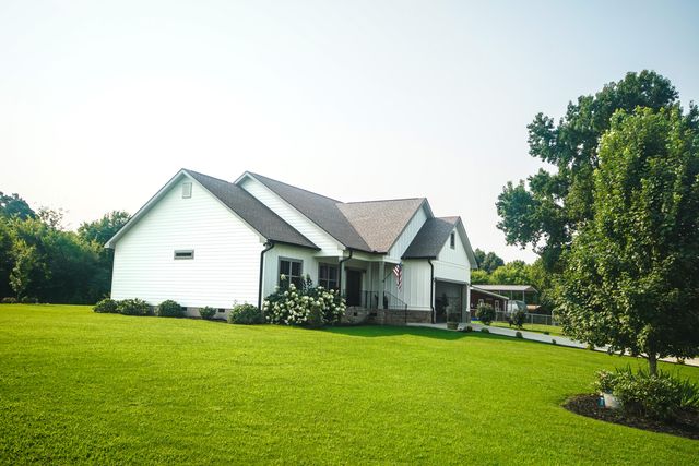 10112 Tommys Lane, Soddy Daisy, TN 37379