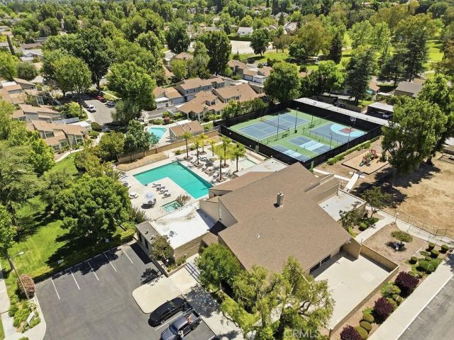 24430 W Nicklaus Drive L2, Valencia, CA 91355