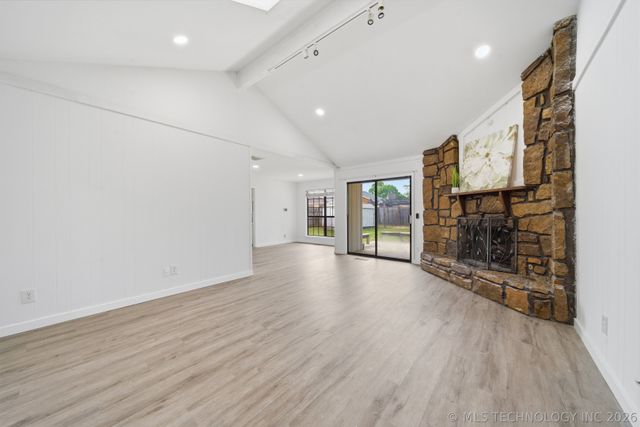 2837 W 113th Street, Jenks, OK 74037