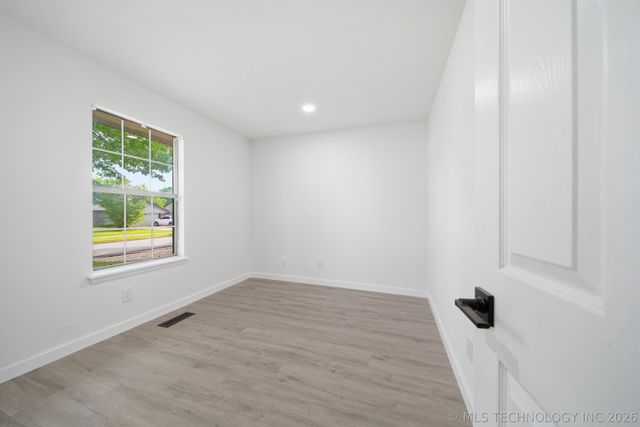 2837 W 113th Street, Jenks, OK 74037