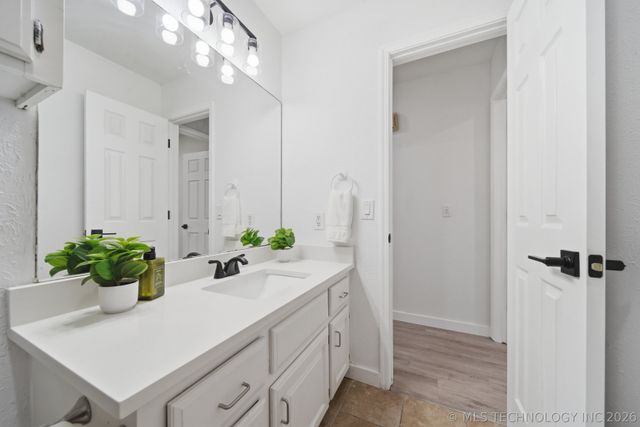 2837 W 113th Street, Jenks, OK 74037