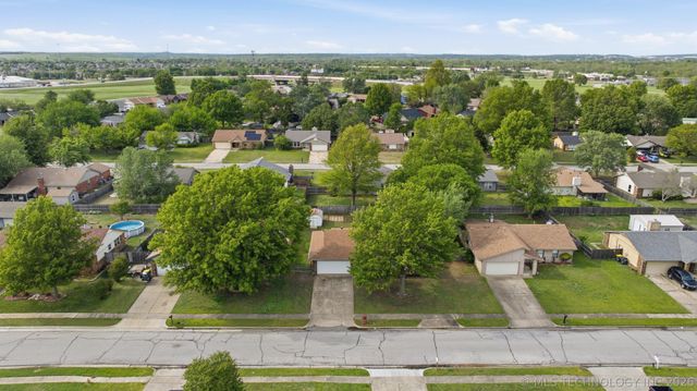 2837 W 113th Street, Jenks, OK 74037