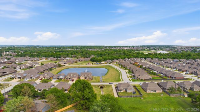 2837 W 113th Street, Jenks, OK 74037