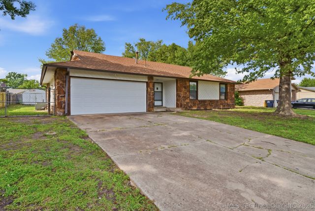 2837 W 113th Street, Jenks, OK 74037