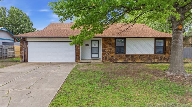 2837 W 113th Street, Jenks, OK 74037