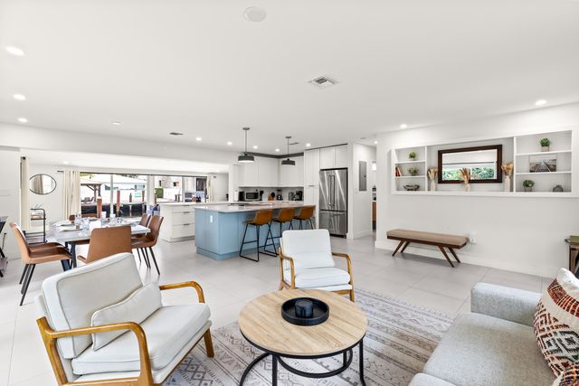 2417 NE 19th Avenue, Wilton Manors, FL 33305