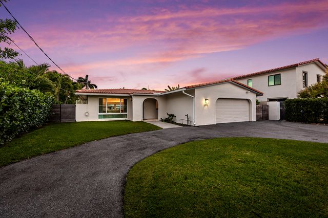 2417 NE 19th Avenue, Wilton Manors, FL 33305