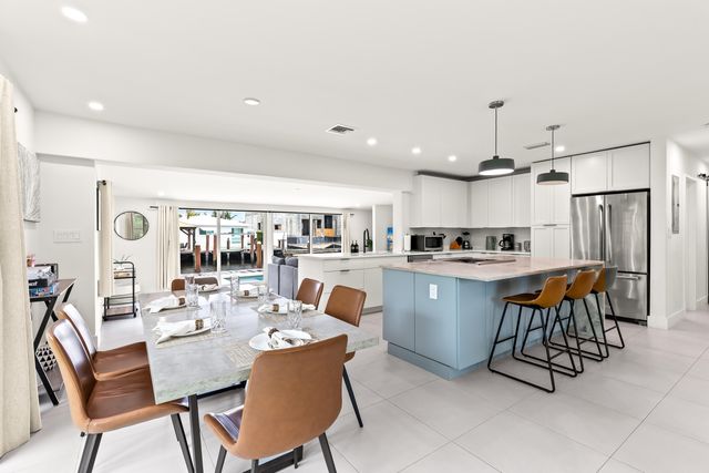 2417 NE 19th Avenue, Wilton Manors, FL 33305