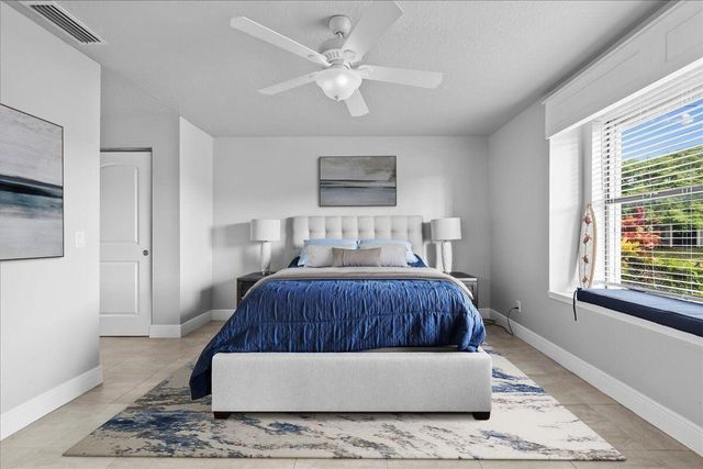 400 Crosswinds Drive B1, Greenacres, FL 33413