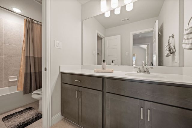 7013 Lost Falls Drive, Argyle, TX 76226