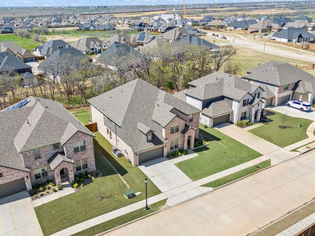 7013 Lost Falls Drive, Argyle, TX 76226