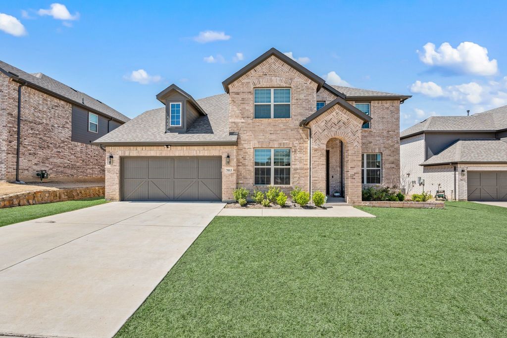 7013 Lost Falls Drive, Argyle, TX 76226