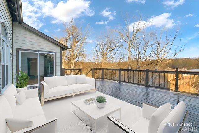 2516 Ridgeview Drive, High Ridge, MO 63049