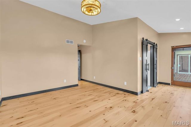 2516 Ridgeview Drive, High Ridge, MO 63049