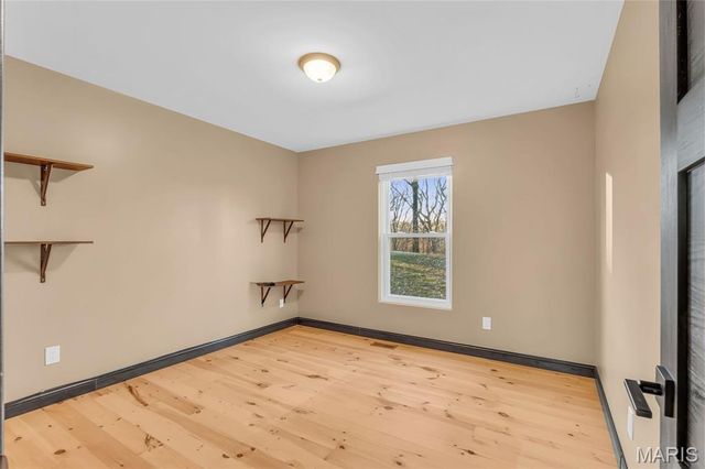 2516 Ridgeview Drive, High Ridge, MO 63049