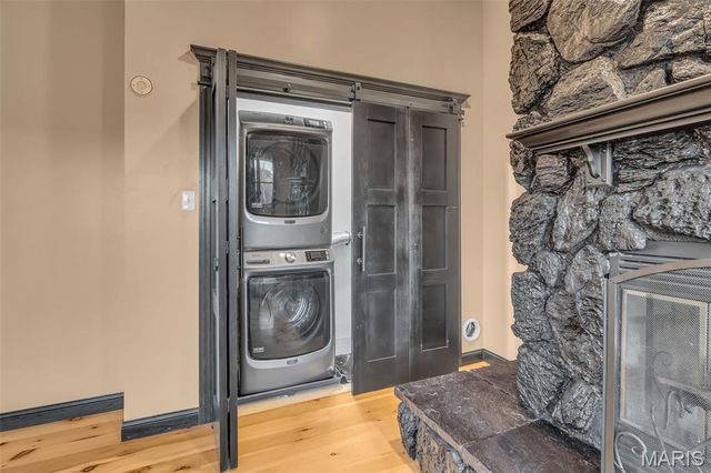 2516 Ridgeview Drive, High Ridge, MO 63049