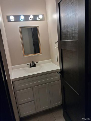 2516 Ridgeview Drive, High Ridge, MO 63049