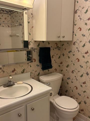 10113 W 34th Street 111, Minnetonka, MN 55305