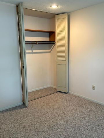 10113 W 34th Street 111, Minnetonka, MN 55305