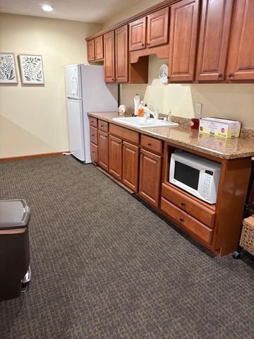 10113 W 34th Street 111, Minnetonka, MN 55305