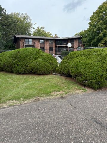 10113 W 34th Street 111, Minnetonka, MN 55305