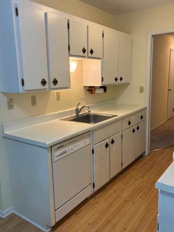 10113 W 34th Street 111, Minnetonka, MN 55305 — photo 2
