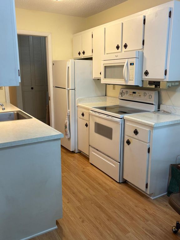 10113 W 34th Street 111, Minnetonka, MN 55305 — photo 3
