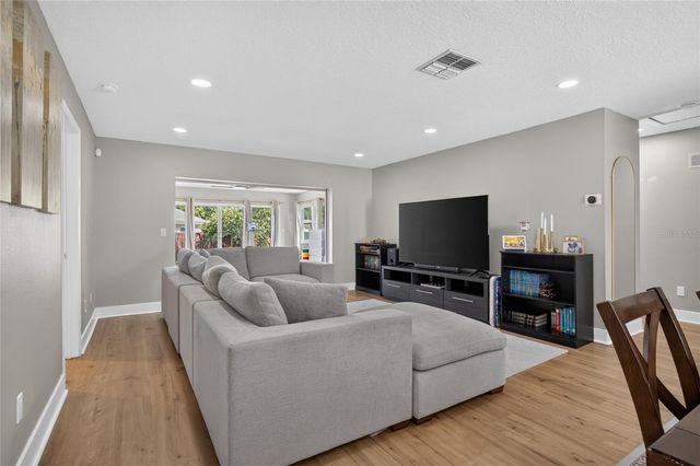3281 BEAVER DRIVE, Clearwater, FL 33761