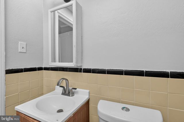 331 W 21ST ST, Chester, PA 19013