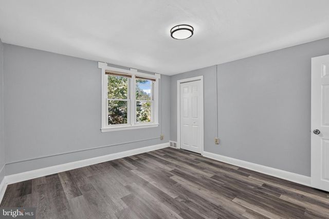 331 W 21ST ST, Chester, PA 19013