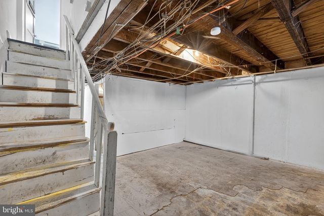 331 W 21ST ST, Chester, PA 19013