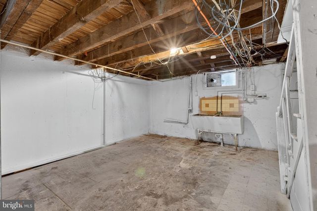 331 W 21ST ST, Chester, PA 19013