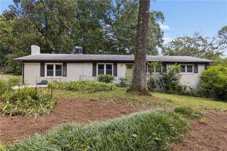 412 Derbyshire Drive, Stone Mountain, GA 30088